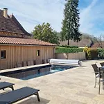 T6 Avec Piscine En Dordogne *
