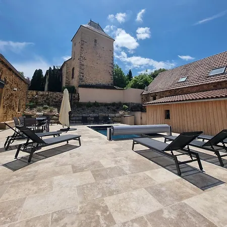 T6 Avec Piscine En Dordogne 度假居